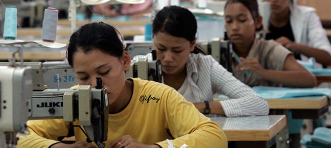 С животом на выход: Работниц фабрик H&M увольняют за беременность