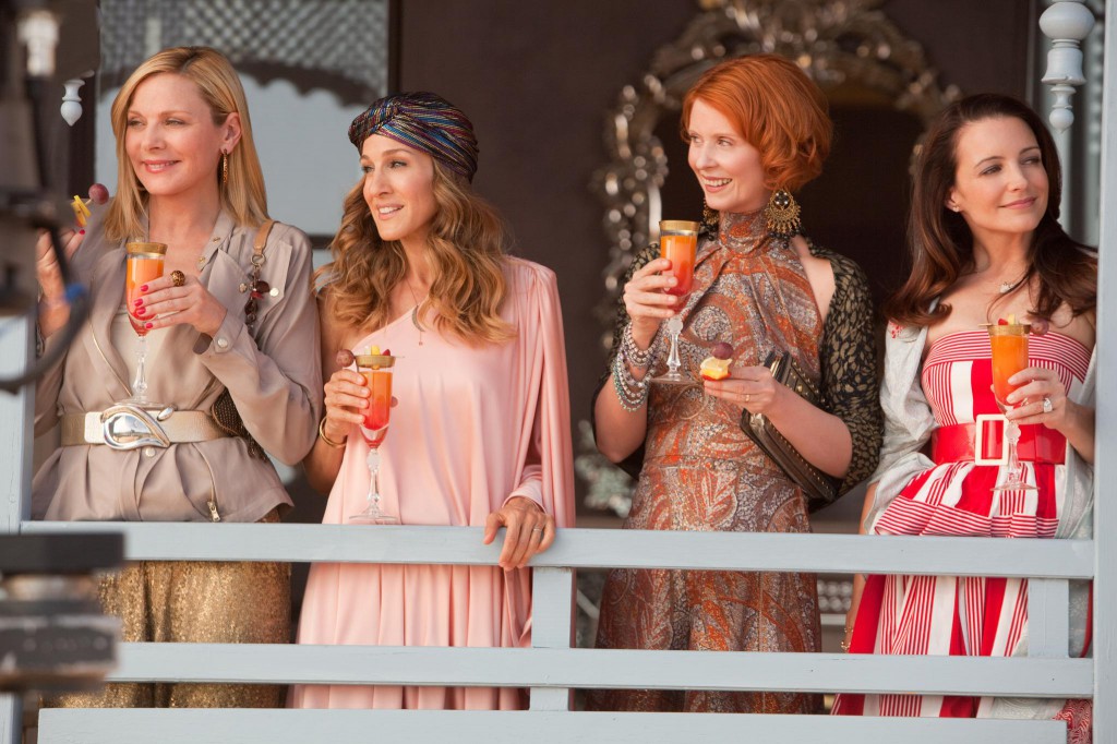 still-of-kim-cattrall,-sarah-jessica-parker,-kristin-davis-and-cynthia-nixon-in-sex-and-the-city-2-(2010)-large-picture