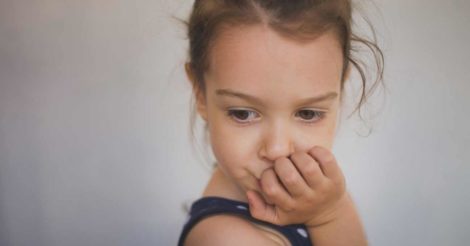 Под "трибунал": Как правильно извиниться перед ребенком и учить его просить прощения