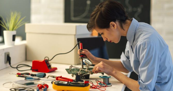 Бути жінкою в STEM та підприємництві: 5 інсайтів від науковиць