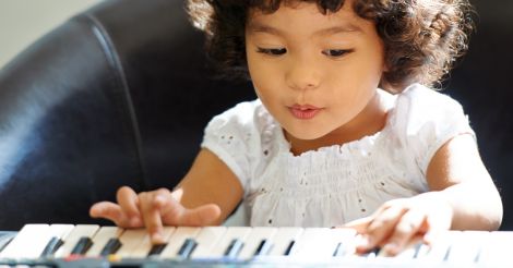 Музична грамота: 8 мобільних додатків, які навчать дітей грати