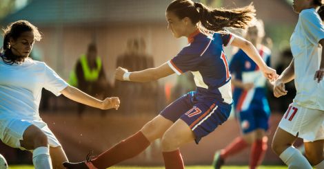 Забивая гол, разбивая стереотипы: Украинские спортсменки о женщинах в футболе