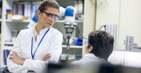 Там, де нас нема: Дискримінація жінок у науці