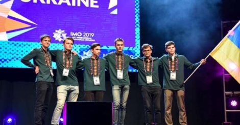 Українські школярі перемогли на Міжнародних олімпіадах з математики та біології