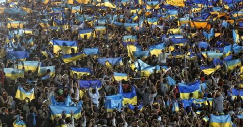 Стало известно, сколько заробитчан уехали из Украины навсегда