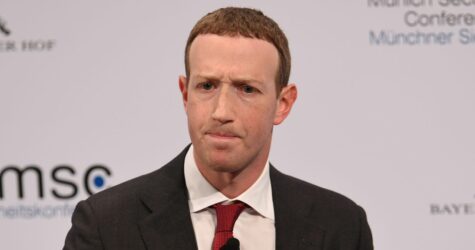 Facebook запрещает рекламу лекарств от коронавируса