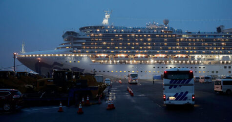 На лайнере «Diamond Princess» скончались первые пассажиры
