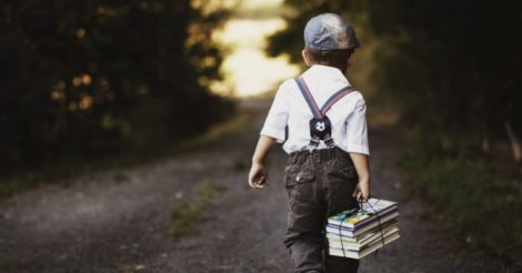 Путешествовать, не выходя из дома: 5 детских книг об открытиях и дальних краях