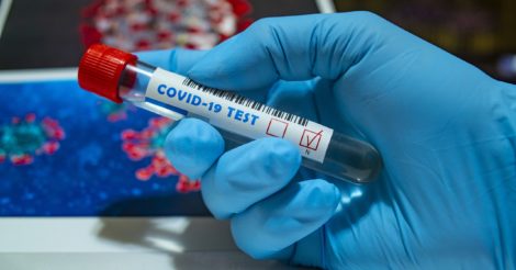 Вакцинация снижает шанс тяжело переболеть COVID-19: исследование