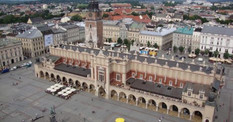 С 20 апреля в Польше начнется постепенное ослабление карантина