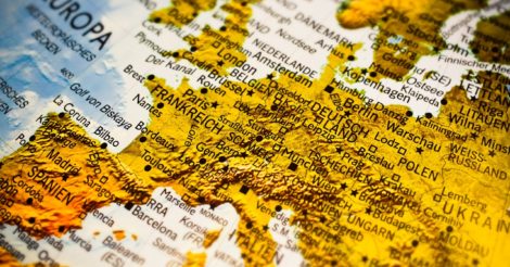 Летние каникулы 2020: глава Еврокомиссии посоветовала европейцам отложить путешествия