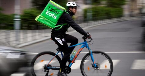 Сервис Uber Eats больше не будет работать в Украине