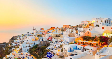 Греция планирует открывать туристический сезон