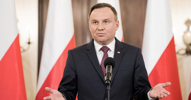Президент Польши сказал, что ЛГБТ хуже коммунизма