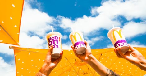 McDonald’s отказался от использования пластиковых стаканов