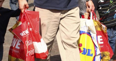 В Германии отказались от пакетов в супермаркетах