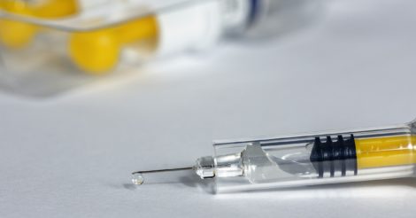 Летом Украина планирует делать 7 млн прививок от COVID-19 в месяц
