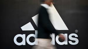 Бренд Adidas отказывается от использования натурального меха
