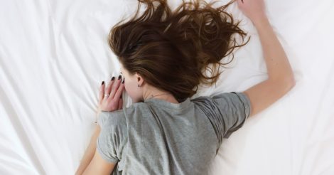 Недосып как наркотик: как неправильное питание мешает выспаться