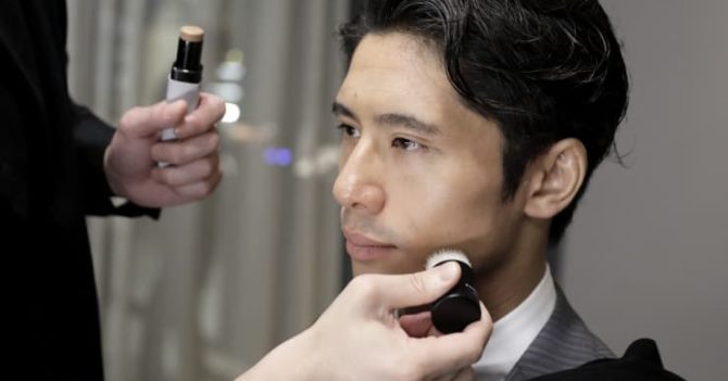 Японские мужчины начали чаще пользоваться косметикой: во в чем дело