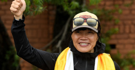 Учительница из Гонконга покорила Эверест и стала самой быстрой альпинисткой