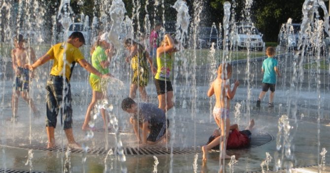 Почему детям не стоит купаться в фонтанах: объясняет эксперт по безопасности