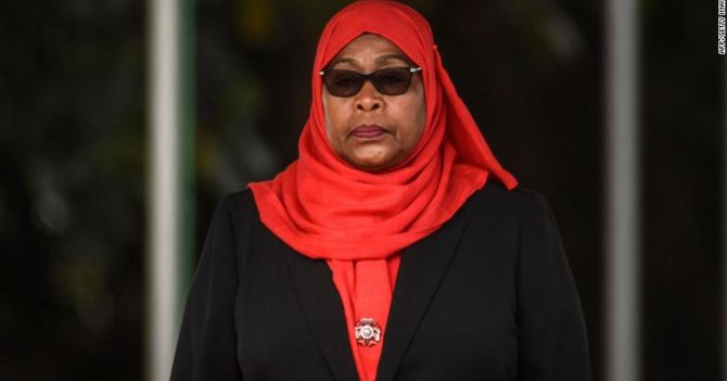 "У них нет надежды на брак": президентка Танзании оскорбила футболисток своей страны