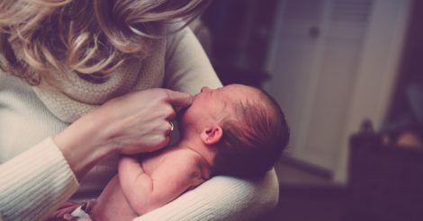 Верховная Рада Украины зарегестрировала проект про суррогатное материнство
