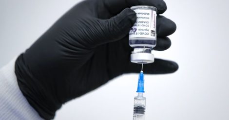 Обязательная вакцинация: Минздрав расширил список профессий