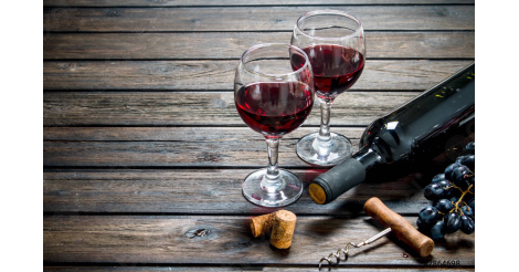 В чем польза красного вина – рассказывает Drinkhouse
