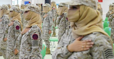В Кувейте женщинам-военнослужащим разрешили носить оружие только с позволения мужчин