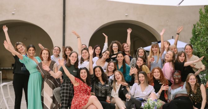 Жіноче лідерство в епоху цифрових технологій: Європейська академія лідерства провела літню школу для молодих жінок у Празі за підтримки Huawei