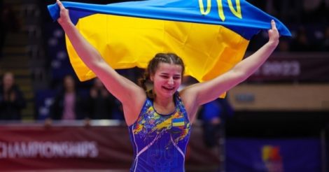 Українські борчині виграли два «золота» й «бронзу»