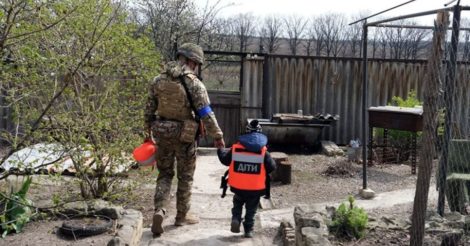 Із прифронтових населених пунктах Донеччини за тиждень евакуювали 70 дітей