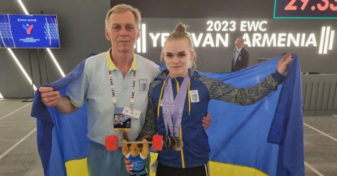 Українська важкоатлетка Світлана Самуляк здобула три срібні медалі на чемпіонаті Європи-2023