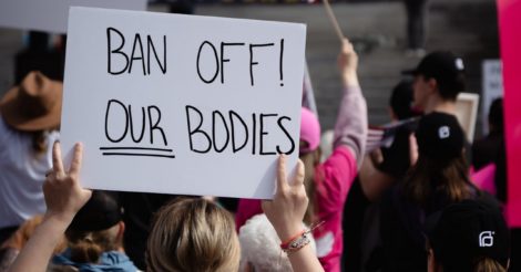 Акції проти абортів набирають обертів у Великій Британії: подробиці
