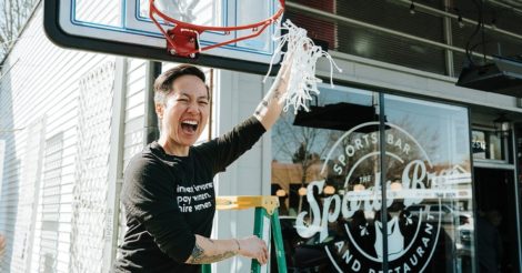 У США відкрили бар, де транслюють лише жіночий спорт: відео