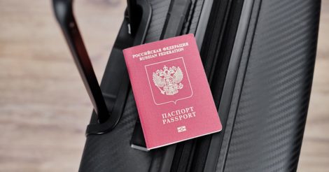 росія на Луганщині зайнялася паспортизацією випускників шкіл: подробиці