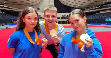 Українські парабадмінтоністки вибороли "срібро" міжнародного турніру