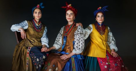 В Україні з’явилася перша фотокнига національного вбрання