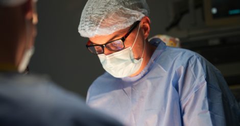 Вперше в Україні виконали операцію на серці із застосуванням робота Da Vinci