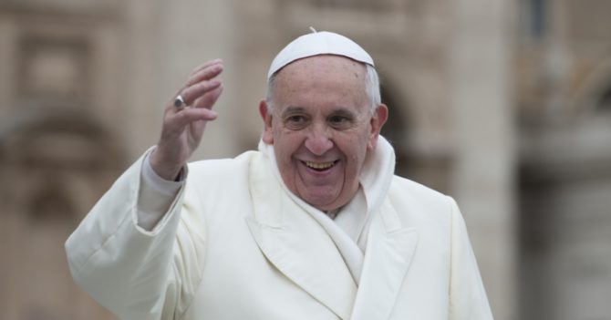 Папа Франциск закликає заборонити сурогатне материнство