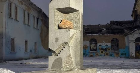 В Ірпені встановили скульптуру японського митця Йошио Ягі