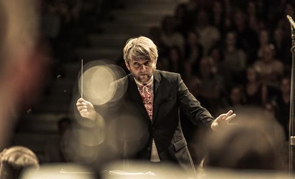 Українського диригента Борнмутського симфонічного оркестру нагородили орденом від короля Британії
