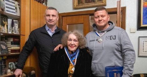 Валерій Залужний і Ліна Костенко стали почесними громадянами Києва