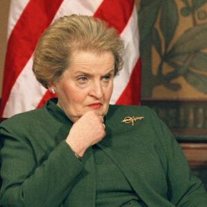 Криголами дискусій: як Мадлен Олбрайт стала головним дипломатом Америки 