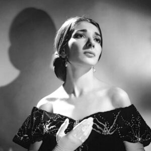 Марія Каллас: “Тільки коли я співала, я відчувала, що мене люблять”