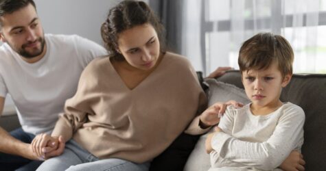 Якщо ви почули ці 7 фраз, ви виросли в родині, яка не підтримувала вас емоційно