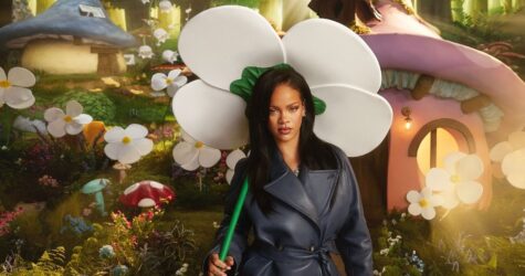 Rihanna випустила пісню, яка ввійде до саундтреку фільму «Смурфики»