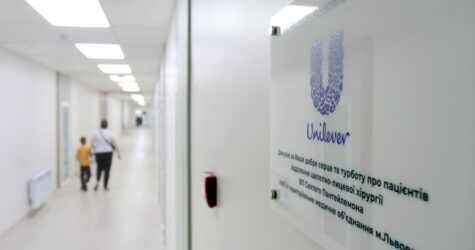 Як $1 млн від Unilever допоміг повернути обличчя та надію 1600+ пацієнтам UNBROKEN